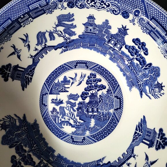 Johnson Brothers Blue Willow Salad Serving Bowl, Blue and White Bowl 10.25" - Picture 2 of 6